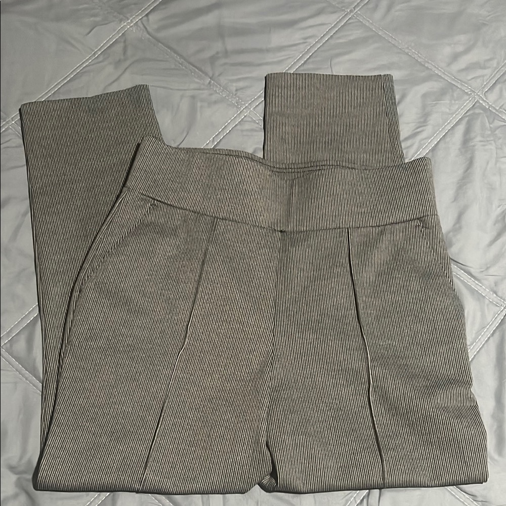 Worthington Pants Womens Medium Gray Striped Straight Pockets Stretch size M
